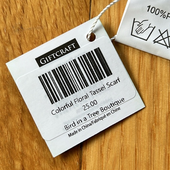 NWT Love Simply Colorful Floral Square Tassel Scarf - Picture 5 of 6